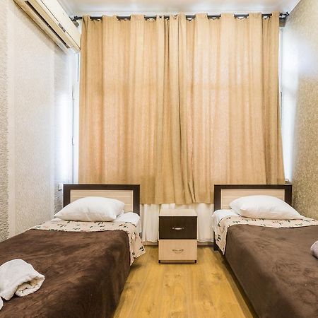 Sweet Home Apartment Tbilisi Bagian luar foto