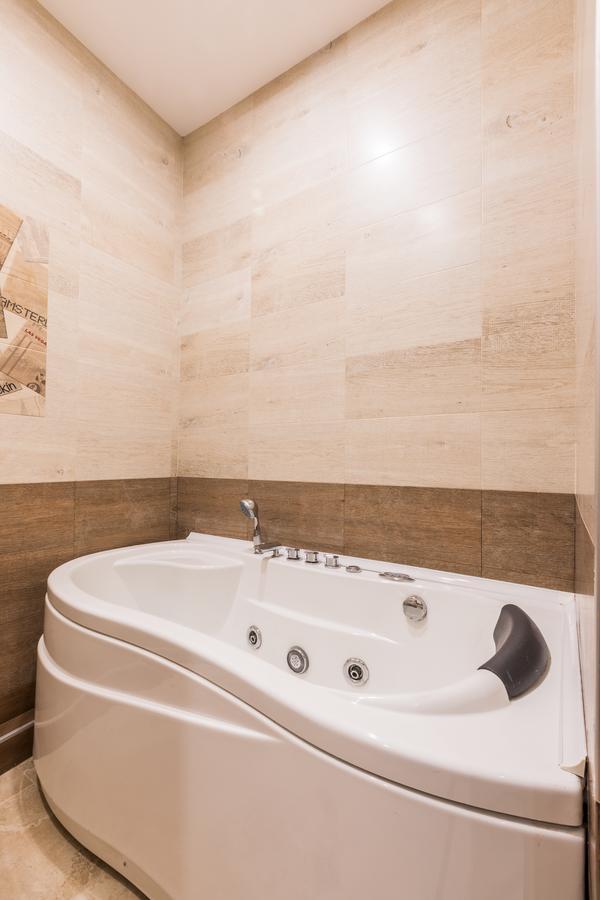 Sweet Home Apartment Tbilisi Bagian luar foto