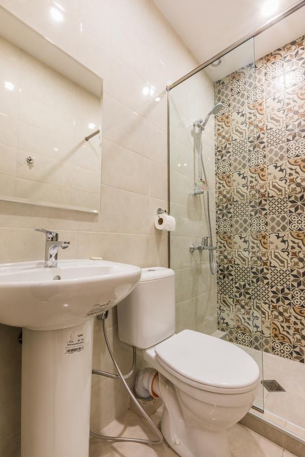 Sweet Home Apartment Tbilisi Bagian luar foto